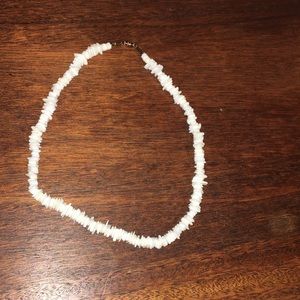 White shell necklace